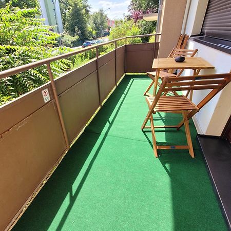 Duplex Apartment Ullstein- 4 Bedrooms, 2 Bathrooms, Living Room, 2 Parking Spaces, Boxspringbeds, Family & Business Apartment! Berlin Exterior foto