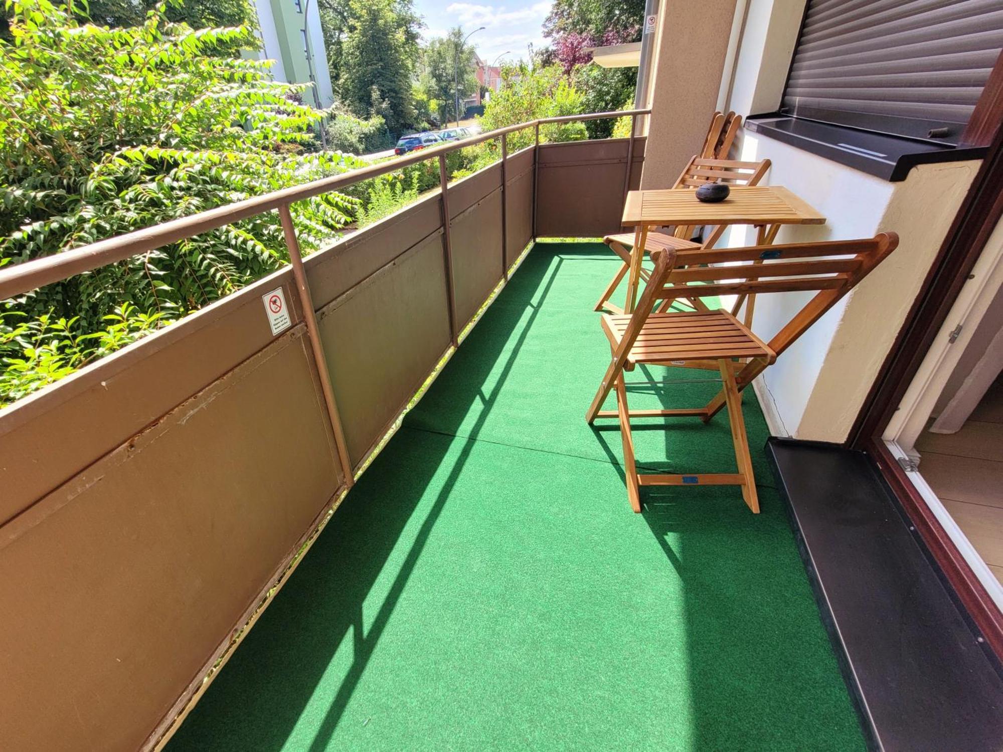 Duplex Apartment Ullstein- 4 Bedrooms, 2 Bathrooms, Living Room, 2 Parking Spaces, Boxspringbeds, Family & Business Apartment! Berlin Exterior foto