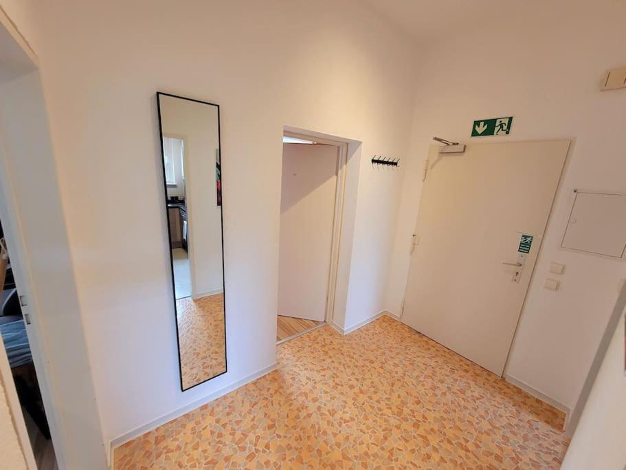 Duplex Apartment Ullstein- 4 Bedrooms, 2 Bathrooms, Living Room, 2 Parking Spaces, Boxspringbeds, Family & Business Apartment! Berlin Exterior foto